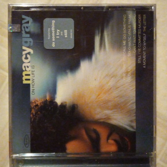 LIKE NEW Macy Gray "On How Life Is" CD